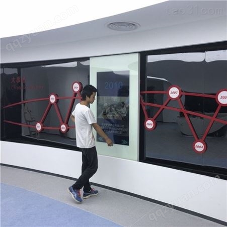 海南儋州 多媒体滑轨屏 显示透明屏定制 手动自动电动高清轨道透明屏智能展厅 手动移动滑轨屏
