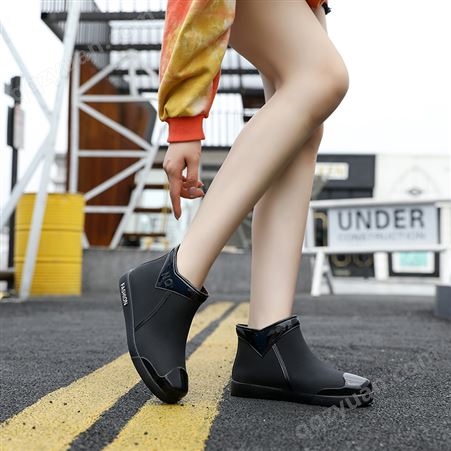 时尚雨鞋女潮流短筒水鞋四季外穿工作鞋韩版中筒防水防滑耐磨雨靴