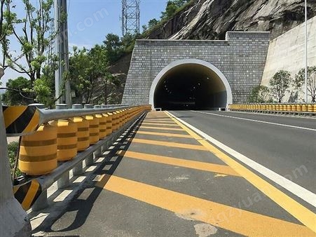旋转桶护栏高速公路出口隧道弯道防撞抗冲击滚筒式安全防围栏